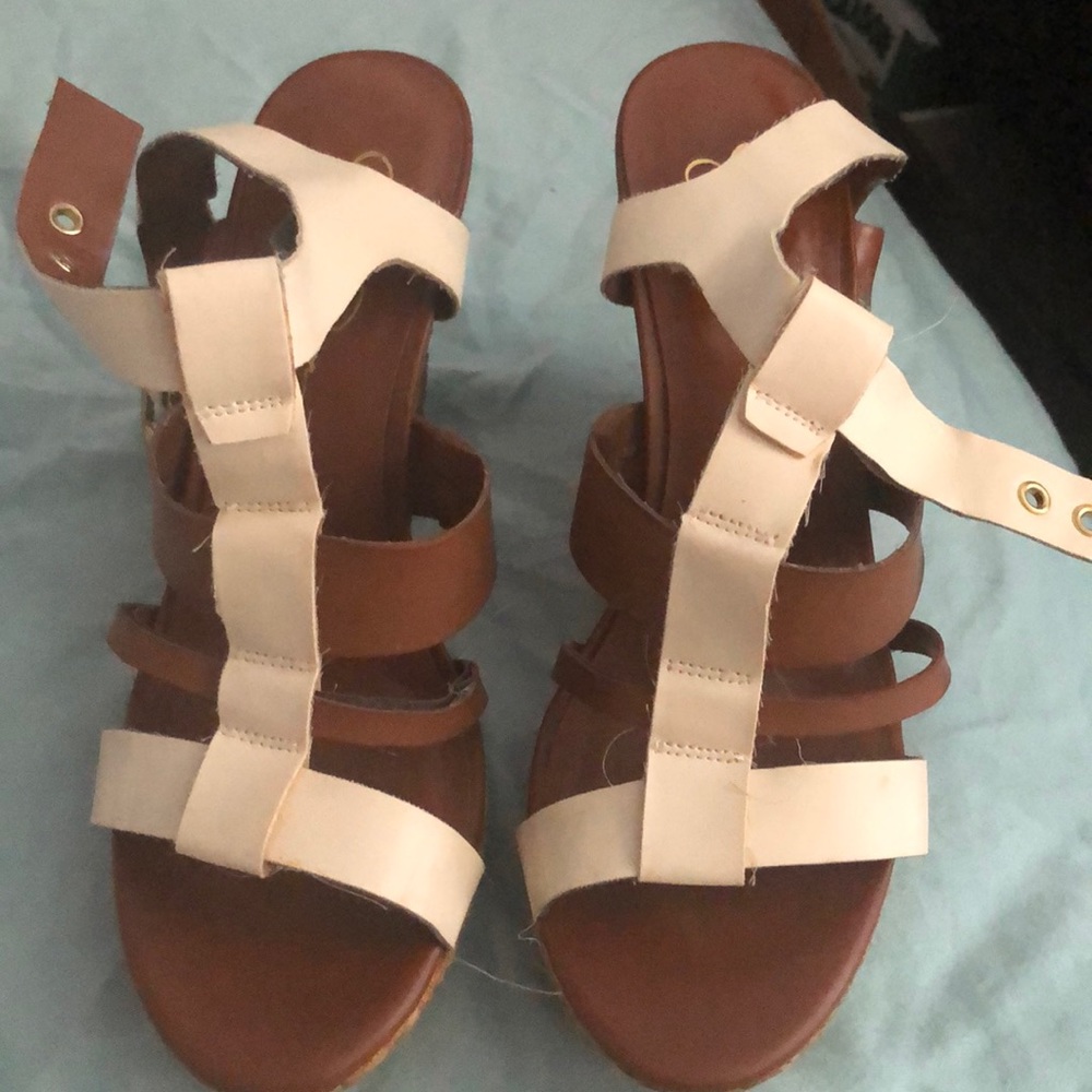 Jessica Simpson wedges